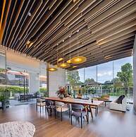 Luxury Sea View - High Floor