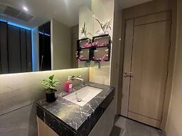 Luxury Sea View - High Floor