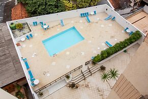 12 Minutes From Copacabana Beach Pl708