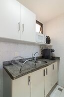 12 Minutes From Copacabana Beach Pl708