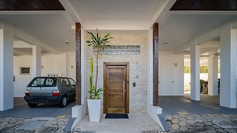 Apartment With Balcony in Lagoa Pir0014