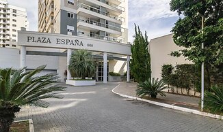 Apt With Private Barbecue and Pool Pea1301