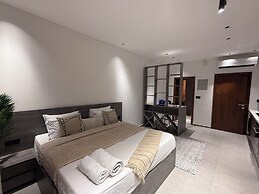 Swiss Lodge, Labone
