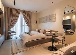 Swiss Lodge, Labone
