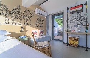 Blooming Lotus Hostel