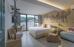 Blooming Lotus Hostel