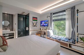 Blooming Lotus Hostel