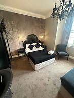 White Star Line Hotel