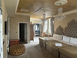 White Star Line Hotel