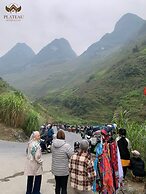 Plateau Travel