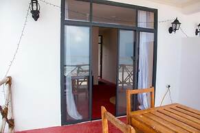 Mambo Villa