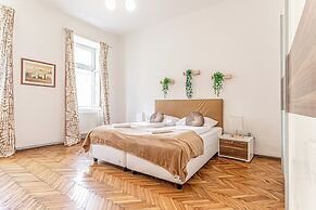 Cozy Longstay Room in a Central Location