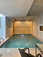 Koregon Hotel & Pool Villas