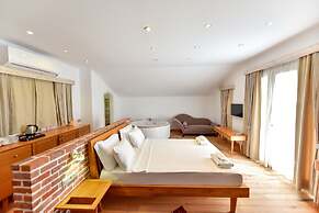 Kaya Amari Hotel