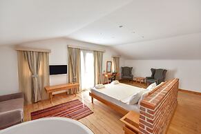 Kaya Amari Hotel