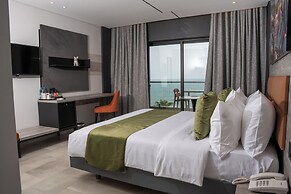 Beverly Beach Hotel