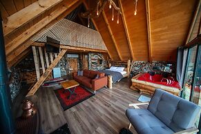 Livoz Suit Bungalov