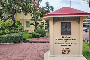 Suan Sunandha Palace Hotel