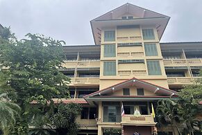Suan Sunandha Palace Hotel