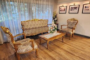 Suan Sunandha Palace Hotel