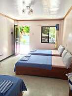 OYO 1166 Hotel Wooden Crib