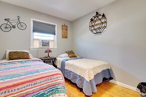 5 Mi to Dtwn Newark: Hillside Vacation Rental