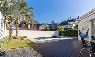 4B House w Pool in Jurere Internacional Mer0671