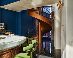 The George Manhattan, Tapestry Collection by Hilton+++