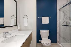 Spark By Hilton Montreal Midtown
