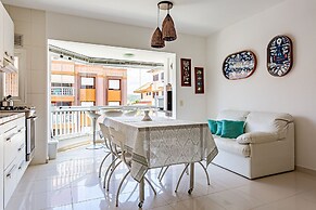 Apto no Open Shopping 600m da praia IBI307