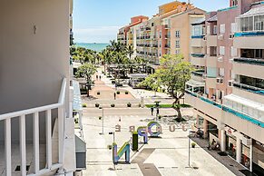 Apto no Open Shopping 600m da praia IBI307