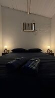 Primos Hostel & House
