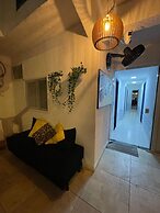 Primos Hostel & House