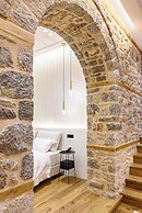 STF Luxury Suites