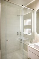 STF Luxury Suites