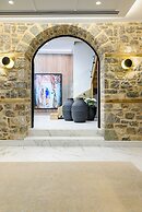 STF Luxury Suites