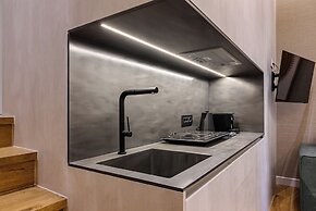 STF Luxury Suites