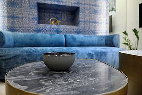STF Luxury Suites