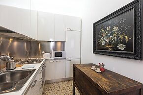Angelico Apartment