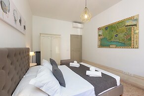 Angelico Apartment