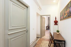 Angelico Apartment