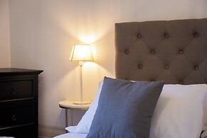 Angelico Apartment
