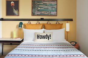 Moxy Fayetteville