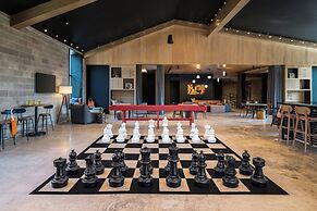 Moxy Fayetteville