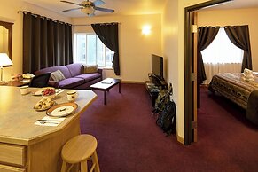 Totem Hotel and Suites