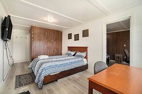 PALMERSTON LAKE MOTEL