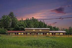 PALMERSTON LAKE MOTEL