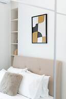 LIV - Premium Pagrati Apartment With View
