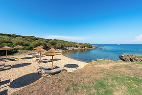 Cala Lupo Resort