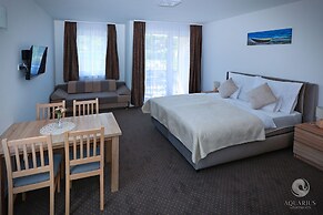 Aquarius Apartments